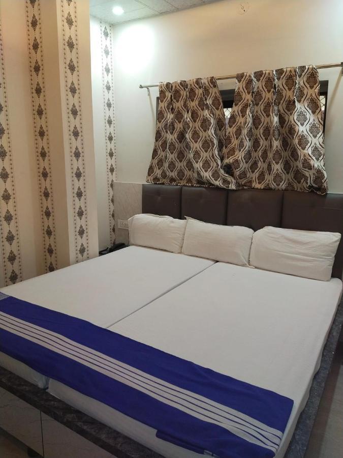 Hotel Gateway Kailash Varanasi Eksteriør billede