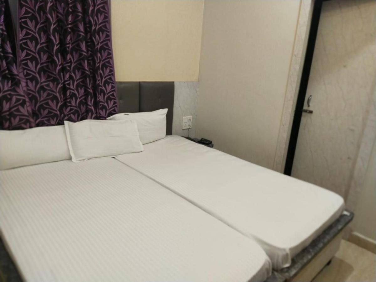 Hotel Gateway Kailash Varanasi Eksteriør billede