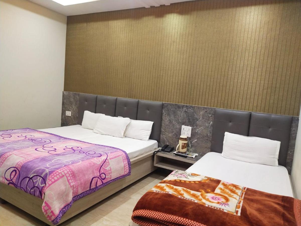 Hotel Gateway Kailash Varanasi Eksteriør billede